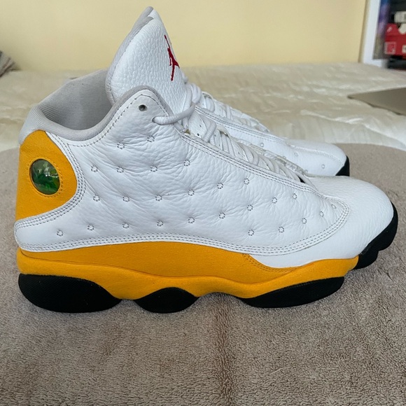 Pre-owned With box Size 11 - Jordan 13 Del Sol 2022